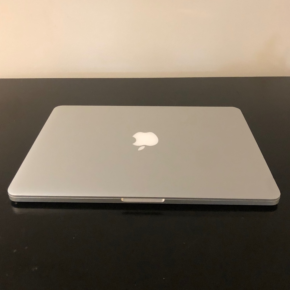 2013 Macbook Pro 13" - Silver